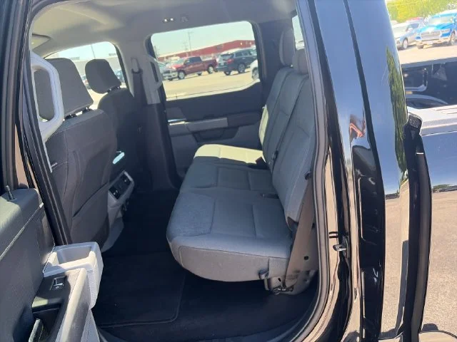 Used 2024 Black Ford XLT image 25