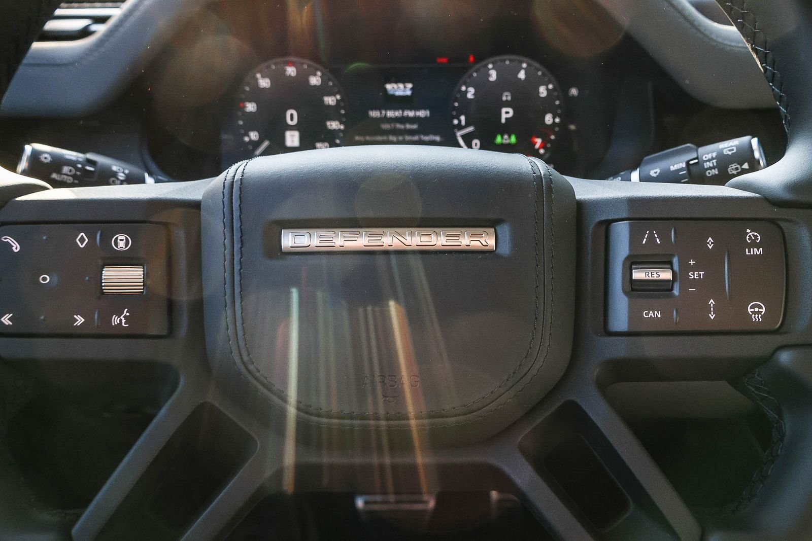 2026 Land Rover Defender X - Photo 31