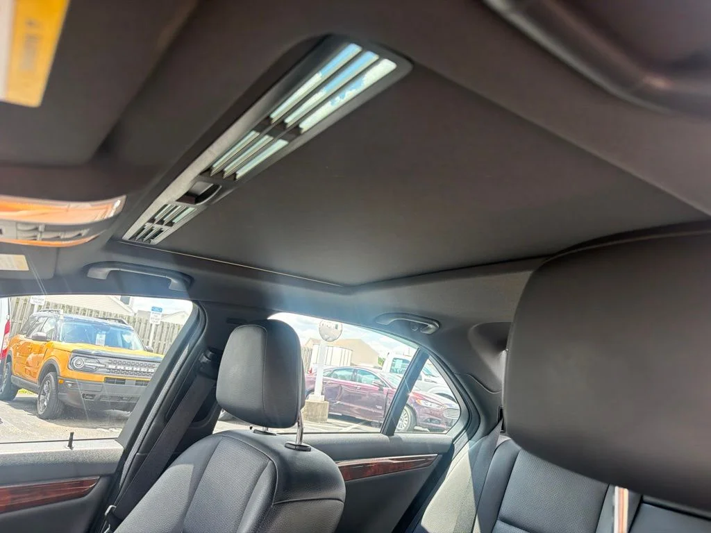 Used 2011 Silver Mercedes-Benz C 300 image 25