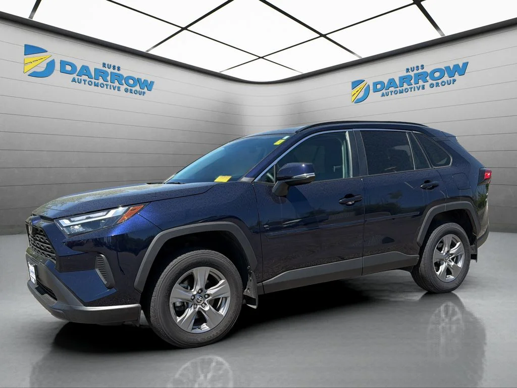 2024 Toyota RAV4 XLE AWD's photo