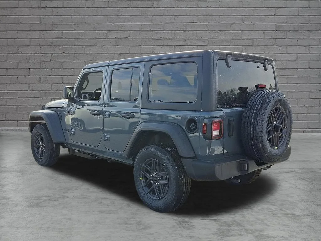 New 2026 Anvil Clearcoat Jeep Sport S image 6