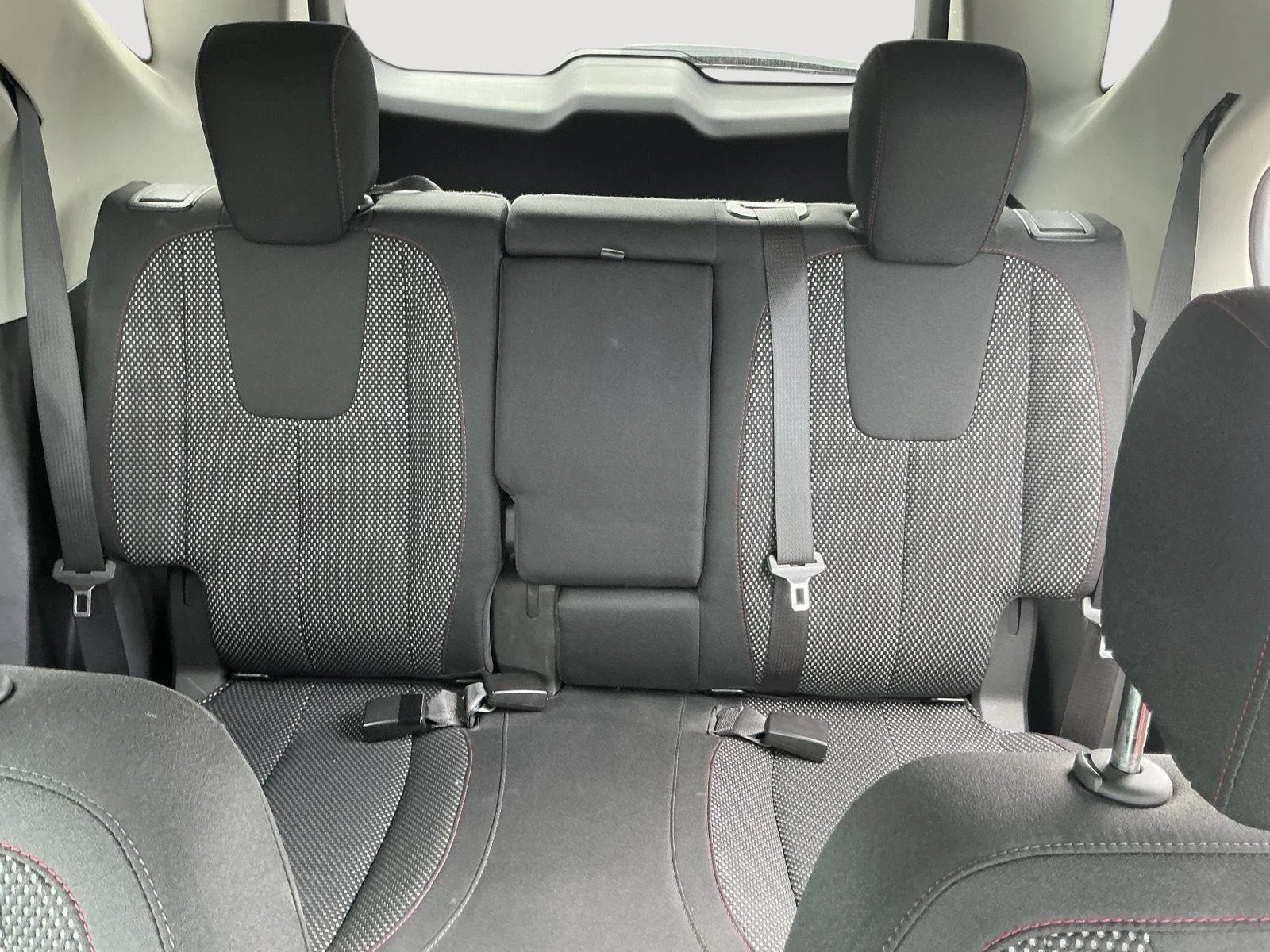 Used 2015 Champagne Silver Metallic Chevrolet LT image 6