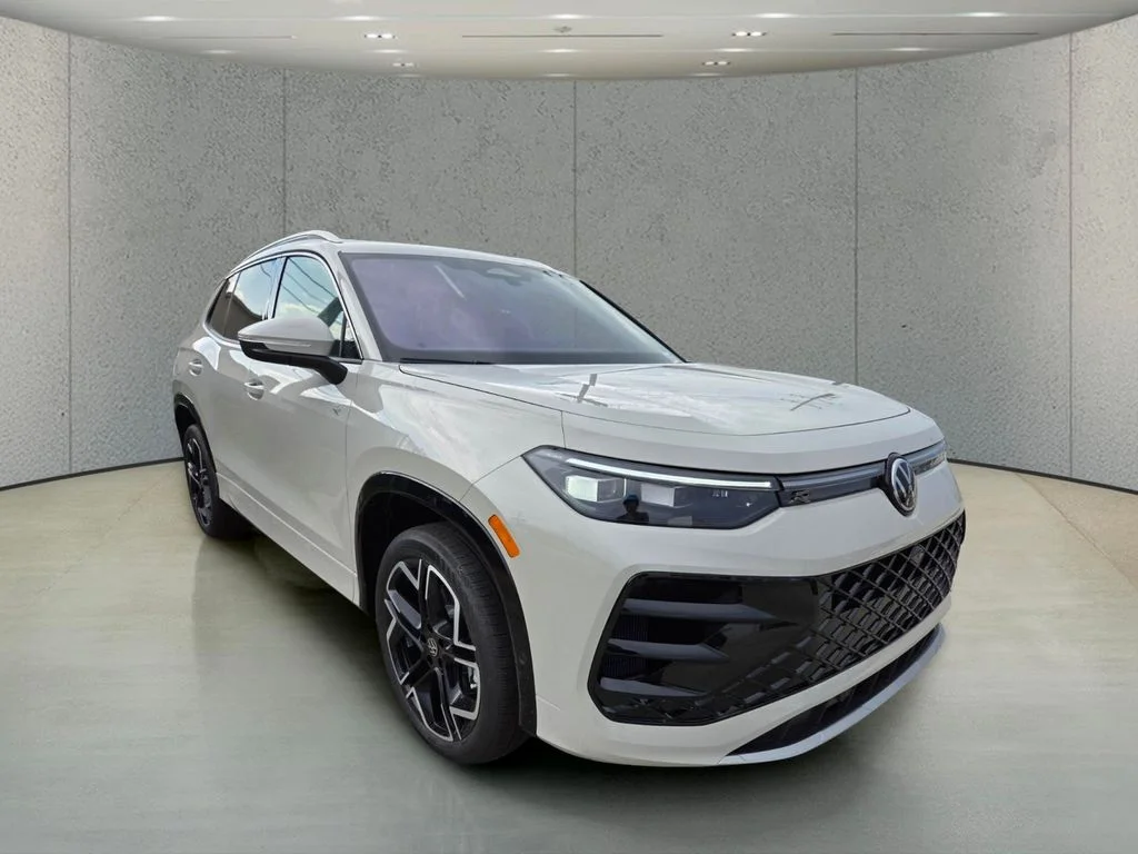 New 2026 Beige Volkswagen 2.0T SEL R-Line image 7