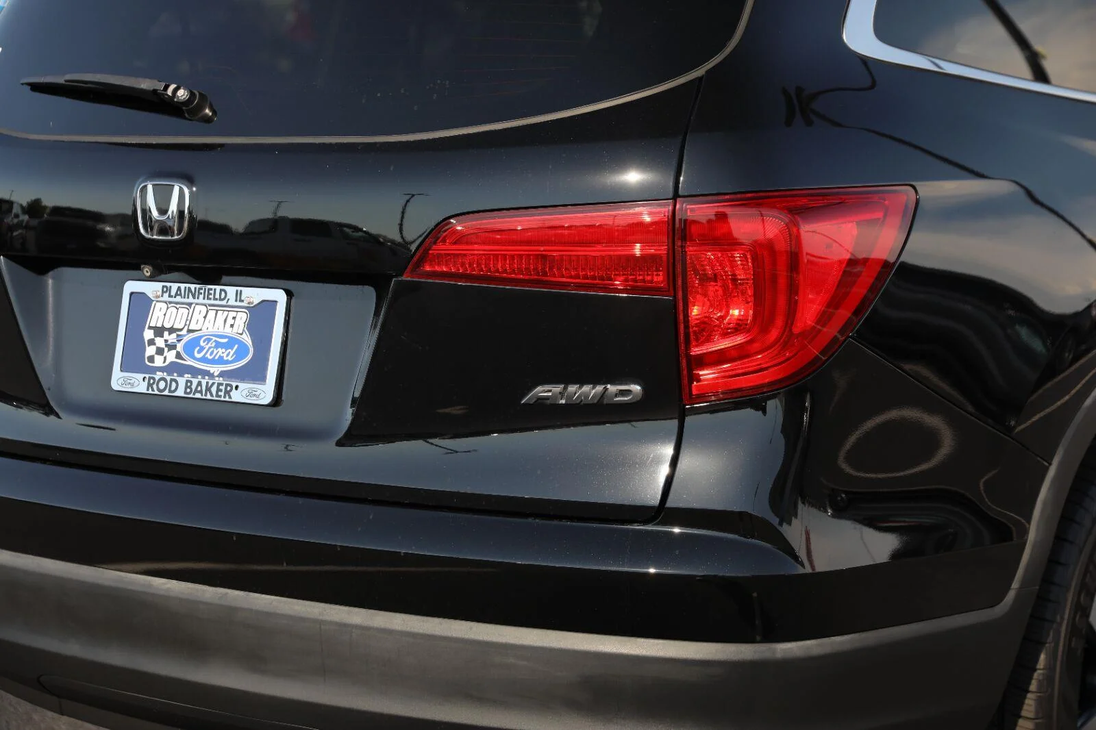 Used 2017 Crystal Black Pearl Honda EX-L image 12