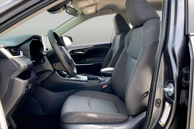 Certified Used 2025 MAGNETIC GRAY MET. Toyota  image 8