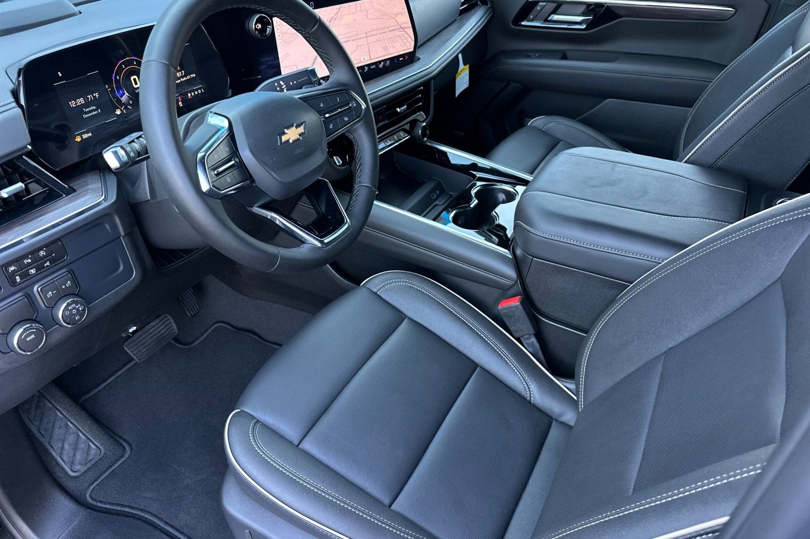 2026 Chevrolet Tahoe Premier - Photo 10
