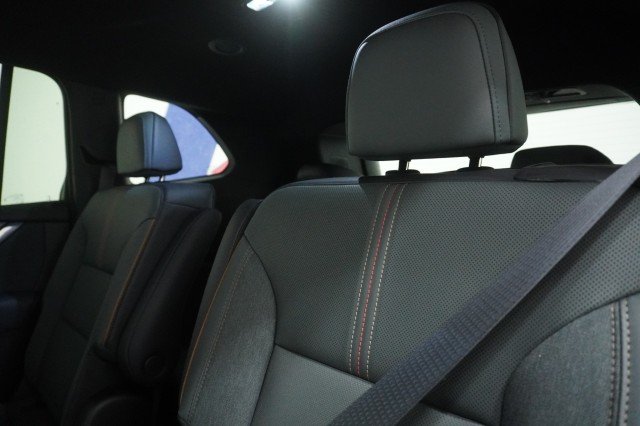 2026 GMC Acadia AT4 - Photo 22