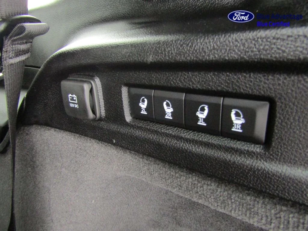 Certified Used 2022 Velvet Red Pearlcoat Jeep Overland image 22