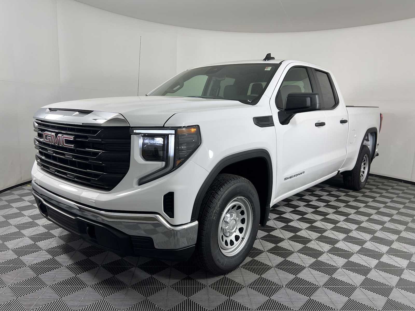 New 2026 Summit White GMC Pro image 3