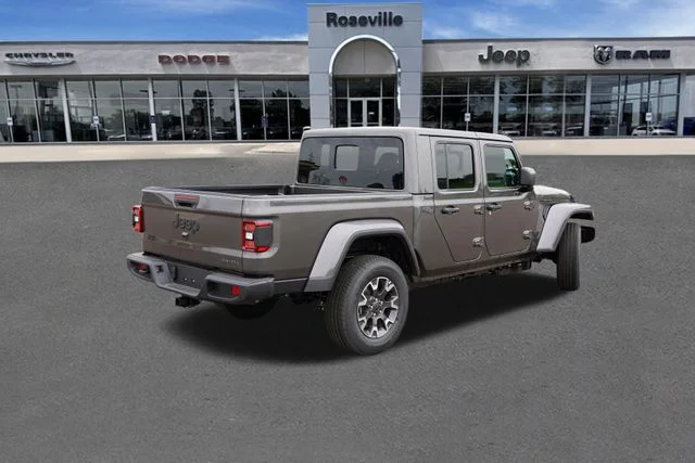 New 2026 Granite Crystal Metallic Clearcoat Jeep Sahara image 3