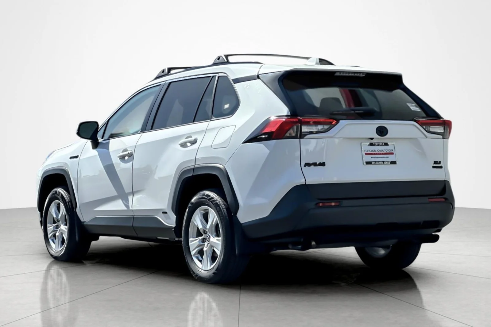 Certified Used 2021 Super White Toyota Hybrid XLE image 3