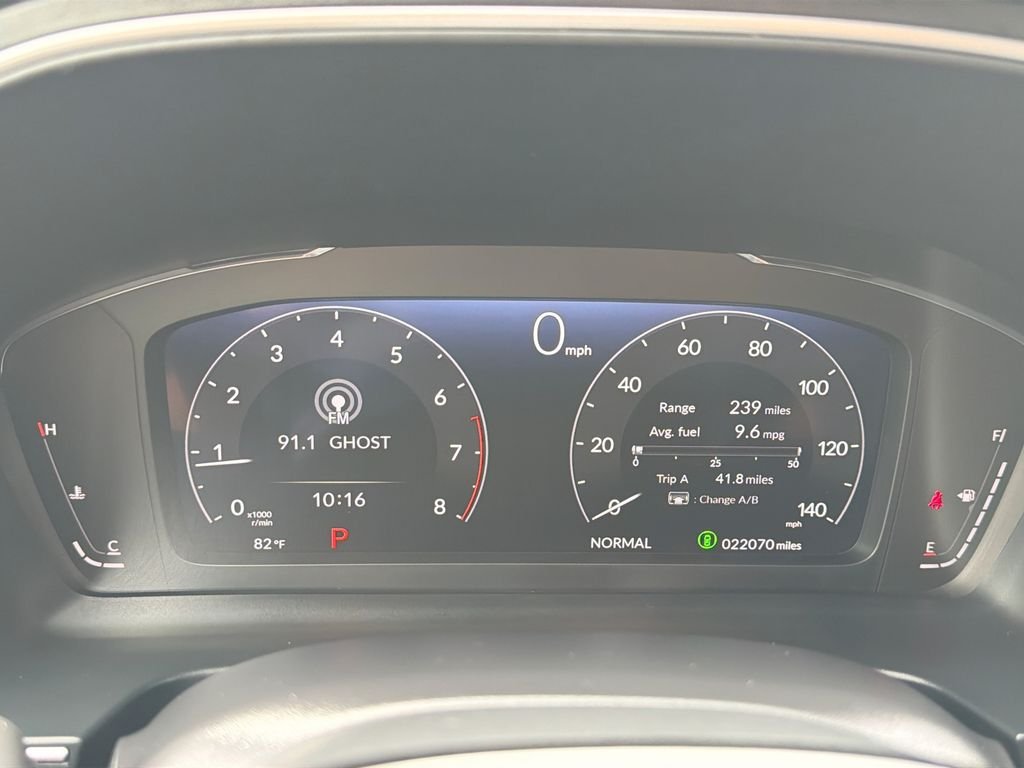 Used 2024 Gray Honda Elite image 10