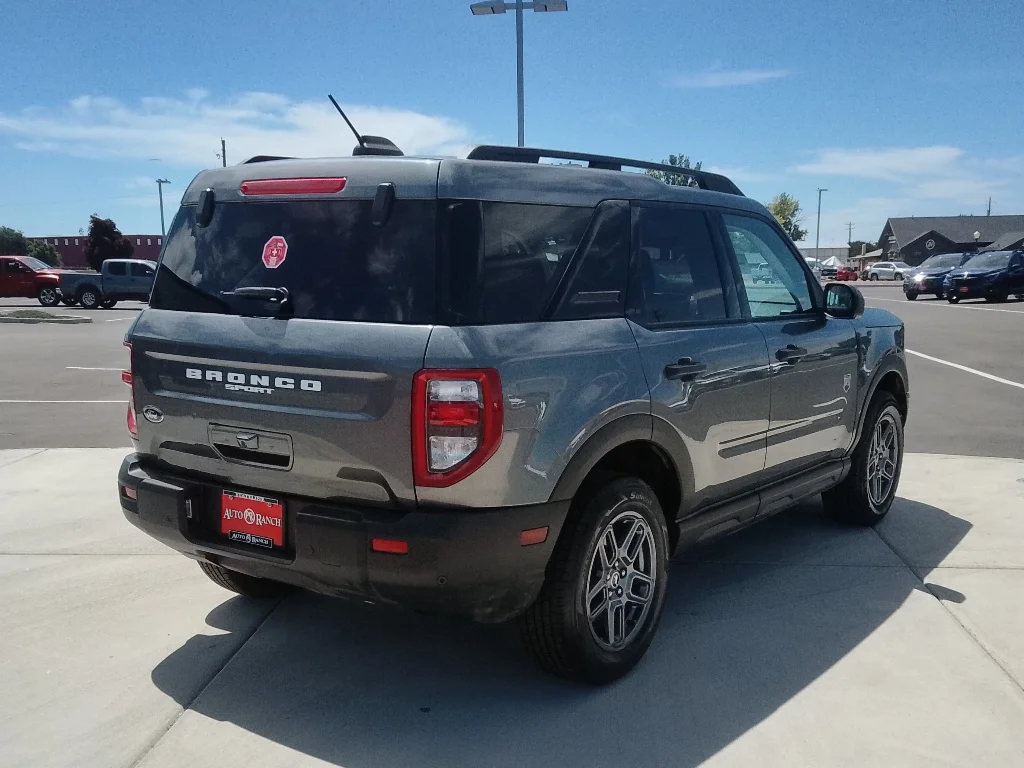 Used 2025 GRAY Ford Big Bend image 3