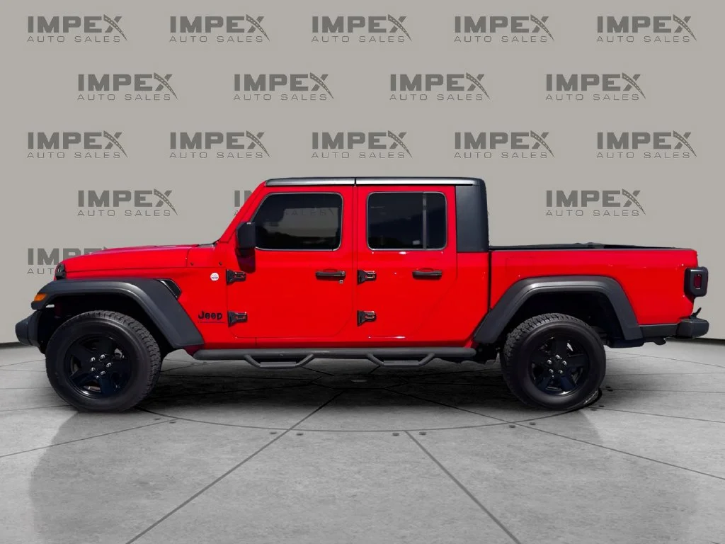 Used 2020 Red Jeep Sport image 2