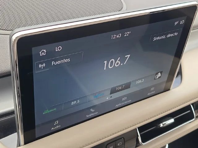 Used 2022  Lincoln Standard image 32
