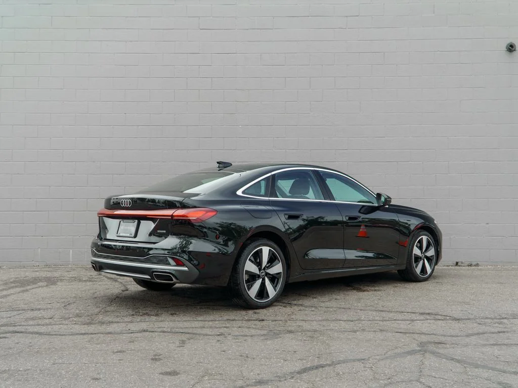 Used 2025 Black Audi  image 7