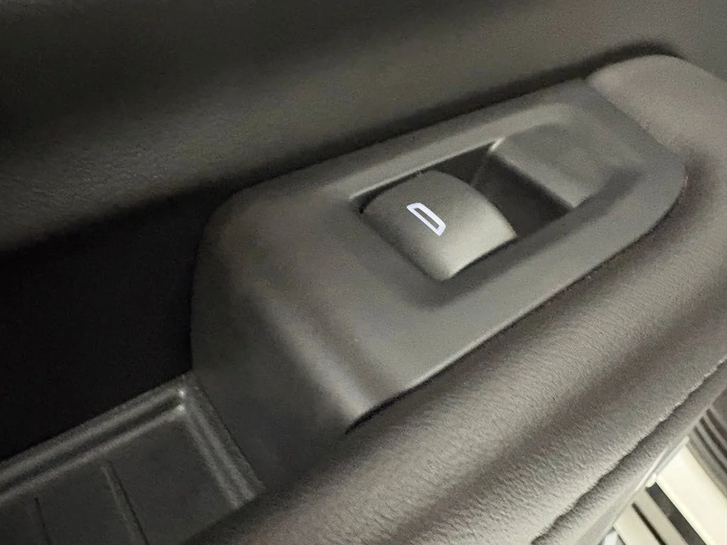 Used 2023 Beige Chevrolet Z71 image 43
