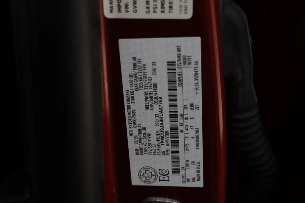 Used 2024 Rapid Red Metallic Tinted Clearcoat Ford Platinum image 24