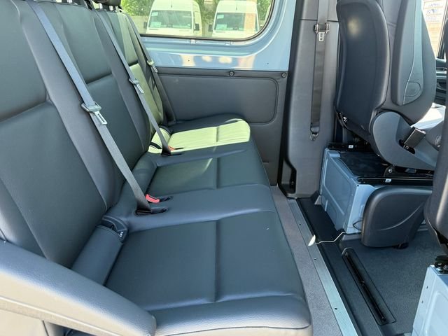 New 2026 Blue Gray Mercedes-Benz Crew 144 WB image 19