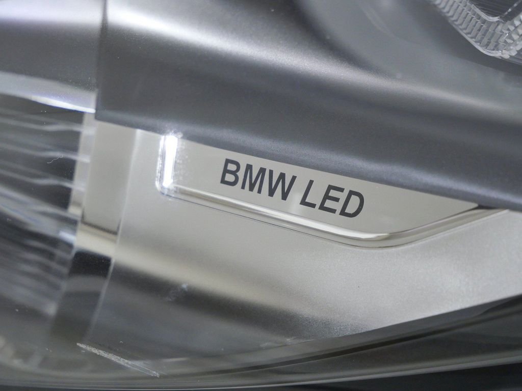 Used 2020 Blue BMW sDrive M40i image 5