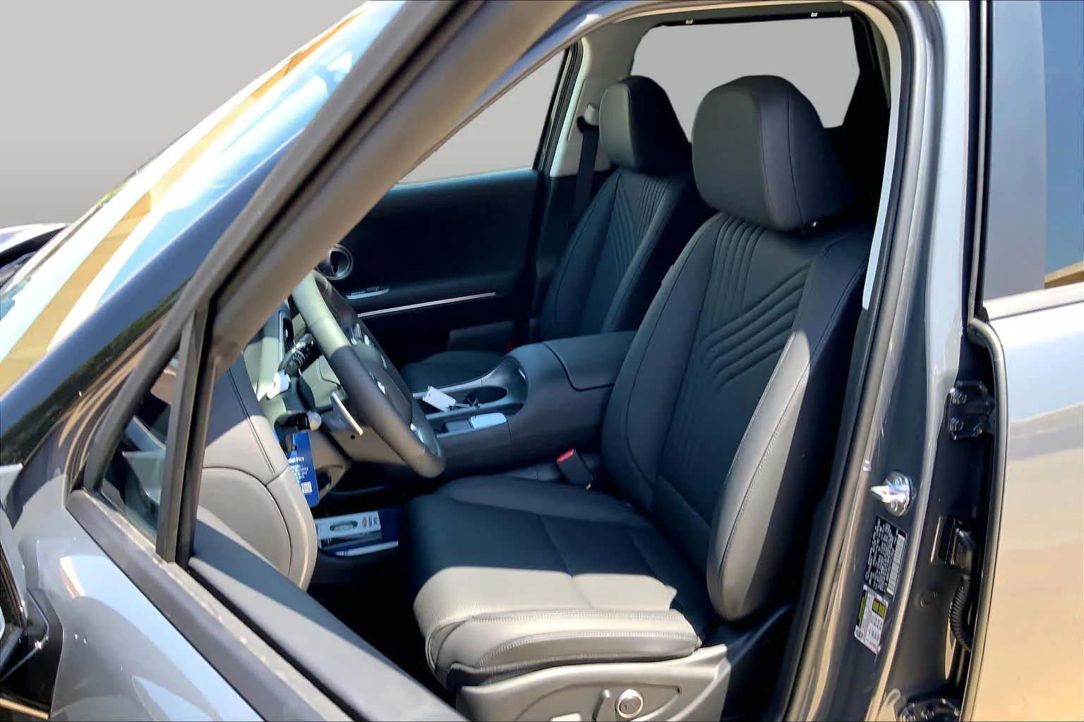 New 2026 Ecotronic Gray Pearl Hyundai SEL 7P image 7