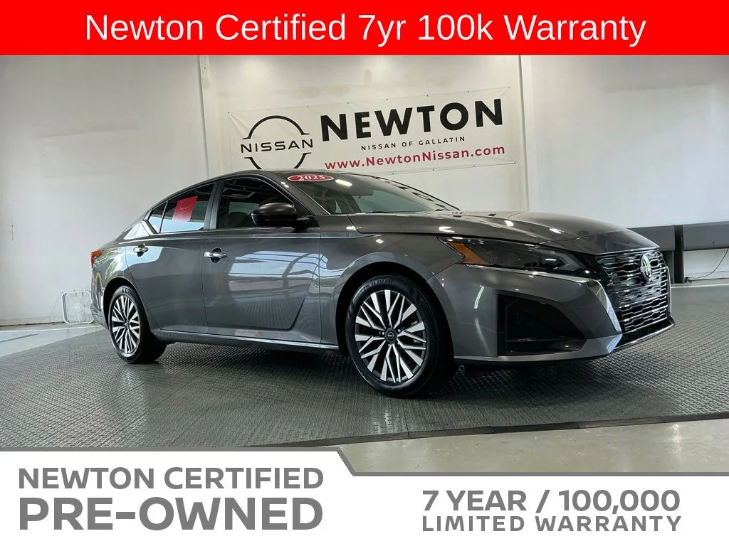 Certified Used 2025 Gun Metallic Nissan 2.5 SV image 22