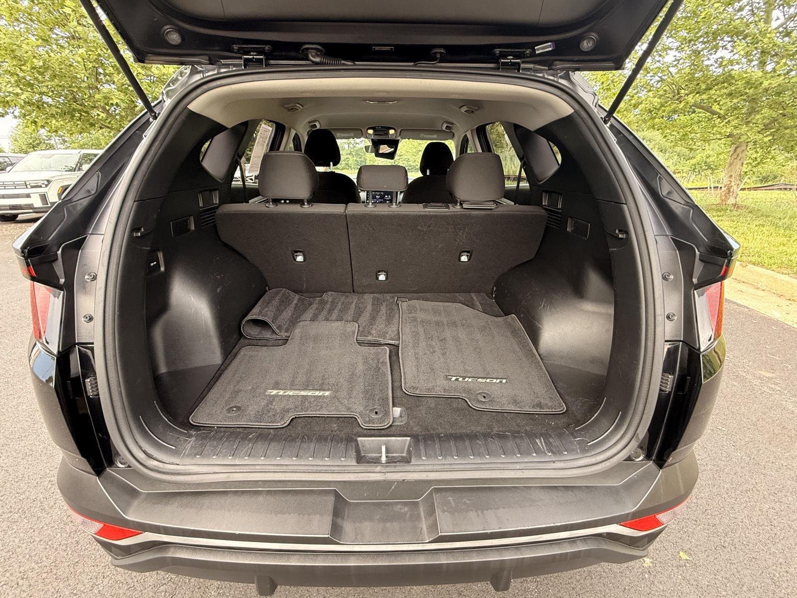 2022 Hyundai Tucson SE - Photo 17