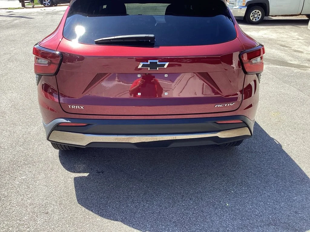 Used 2024 Crimson Metallic Chevrolet ACTIV image 19