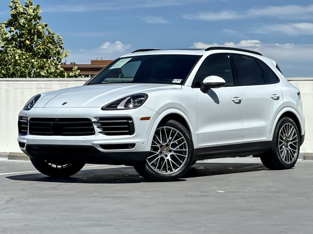 2023 Porsche Cayenne Platinum Edition