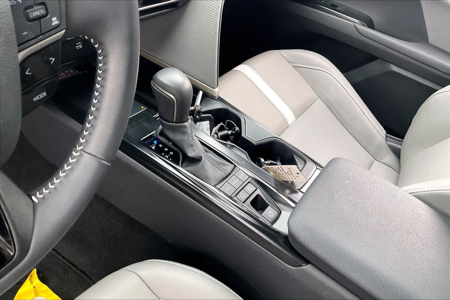 Used 2025 Heavy Metal Toyota SE image 16