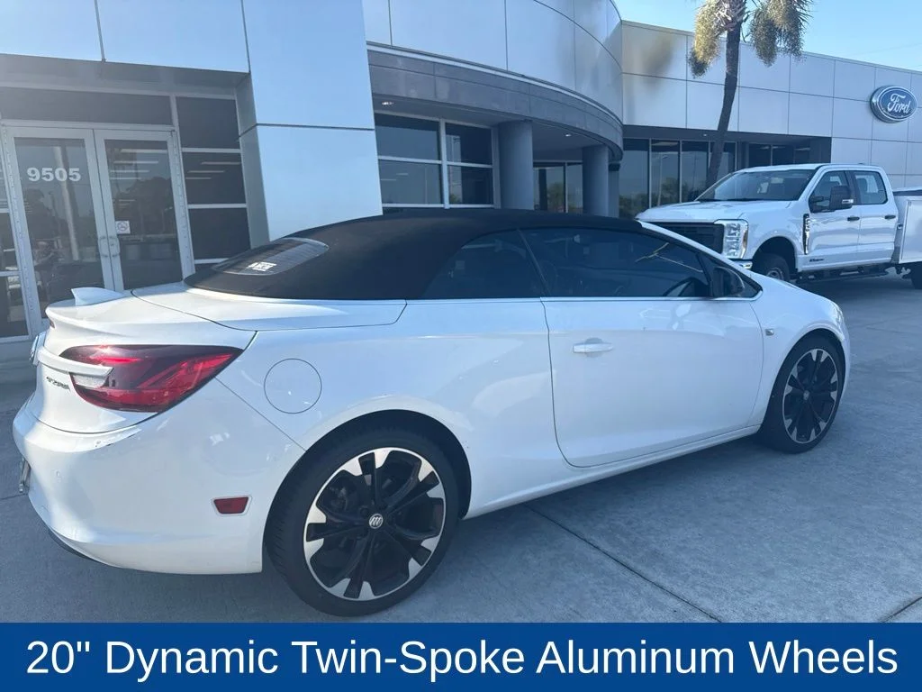 Used 2018 Summit White Buick Sport Touring image 9