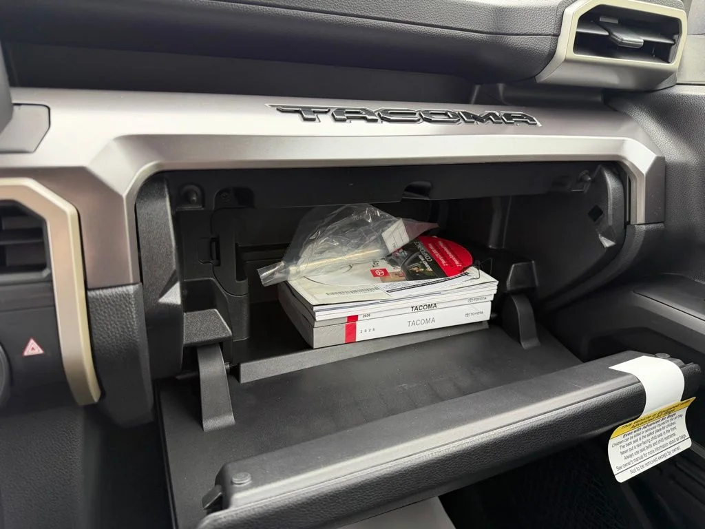 2026 Toyota Tacoma SR5 - Photo 23