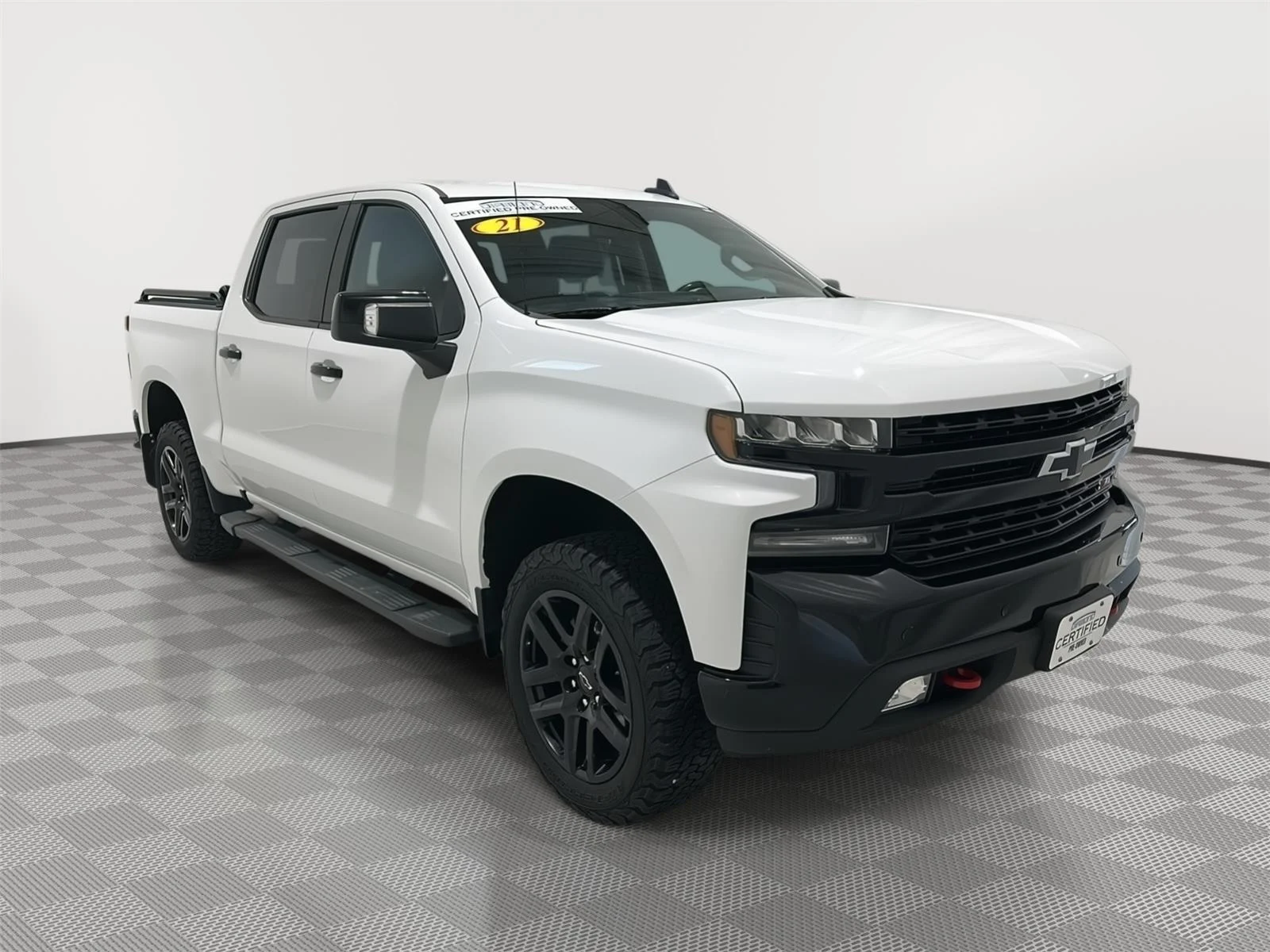 Used 2021 SUMMIT WHITE Chevrolet LT Trail Boss image 5
