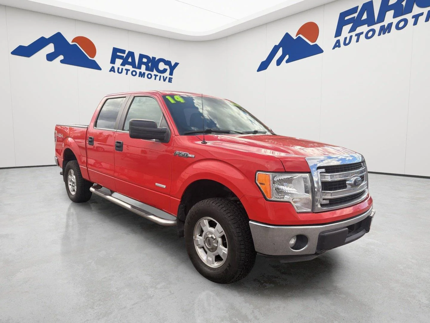 Used 2014 Race Red Ford XLT image 7