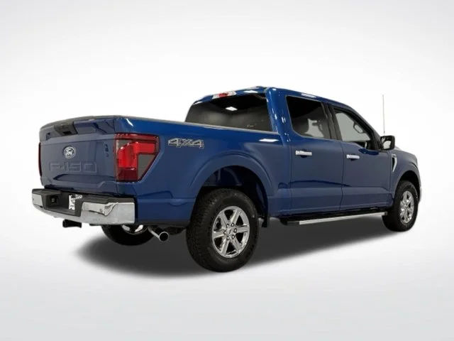 Used 2025 Blue Ford XLT image 8