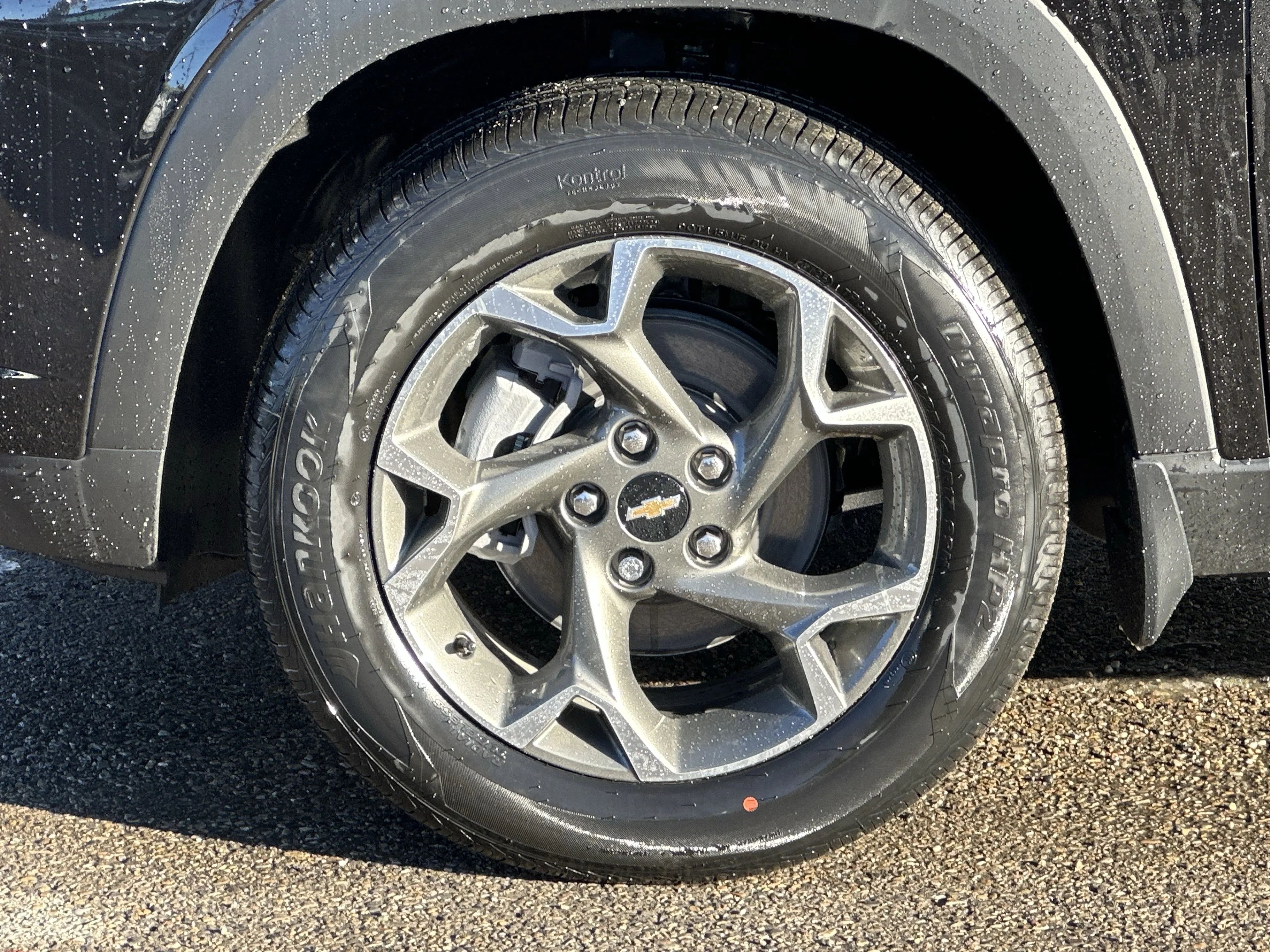 New 2026 Mosaic Black Metallic Chevrolet LT image 6