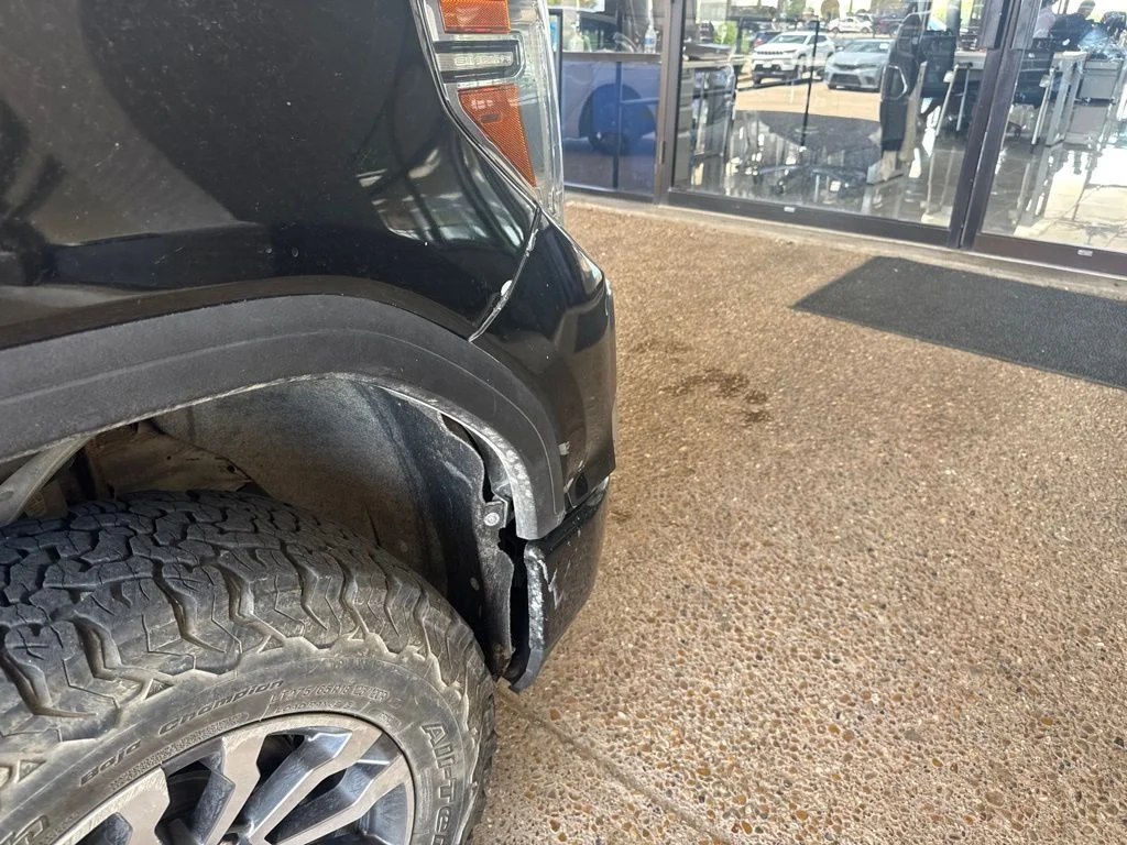 Used 2019 Black GMC AT4 image 12
