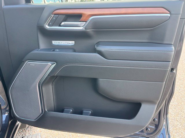 Used 2023 TITANIUM RUSH METALLIC GMC Denali image 28
