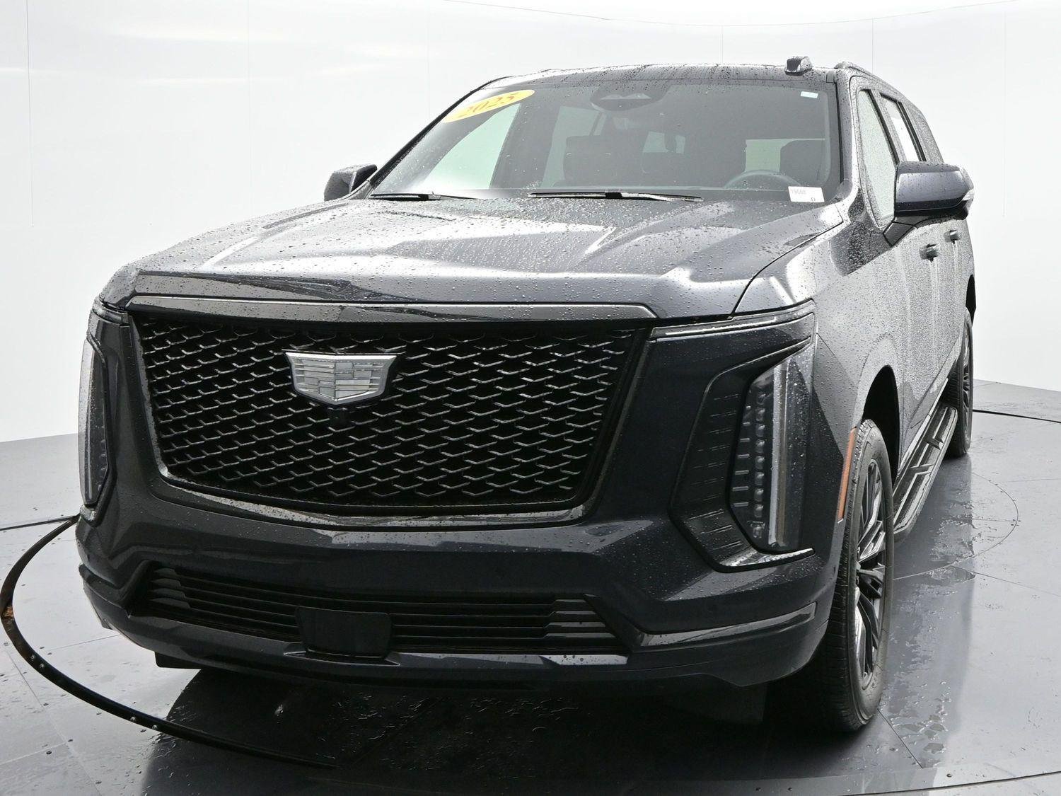 2025 Cadillac Escalade ESV Sport photo 3
