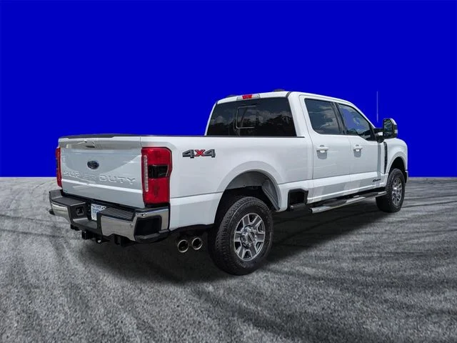 Certified Used 2023 Oxford White Ford Lariat image 4