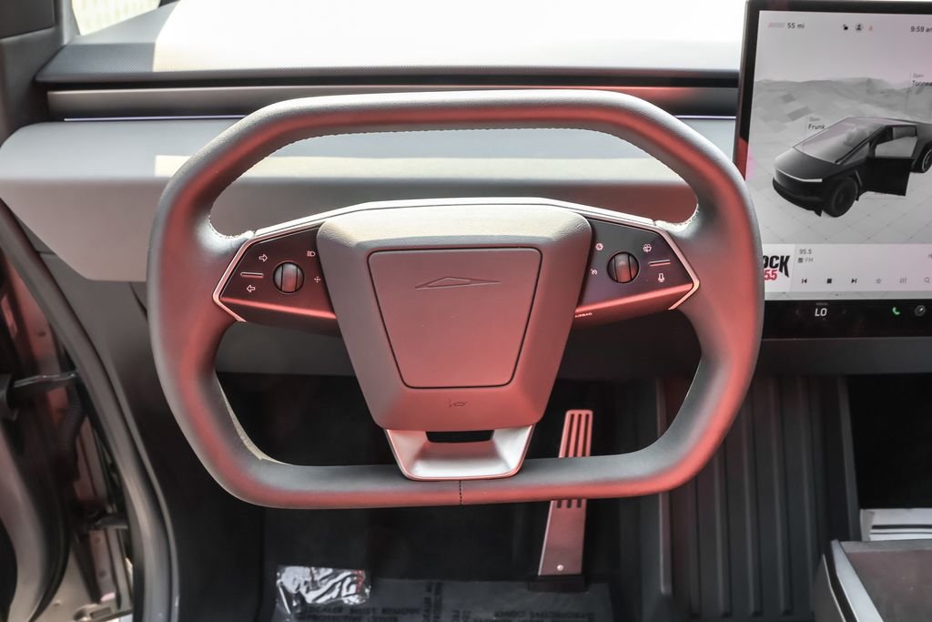 Used 2024 Silver Tesla Base image 17