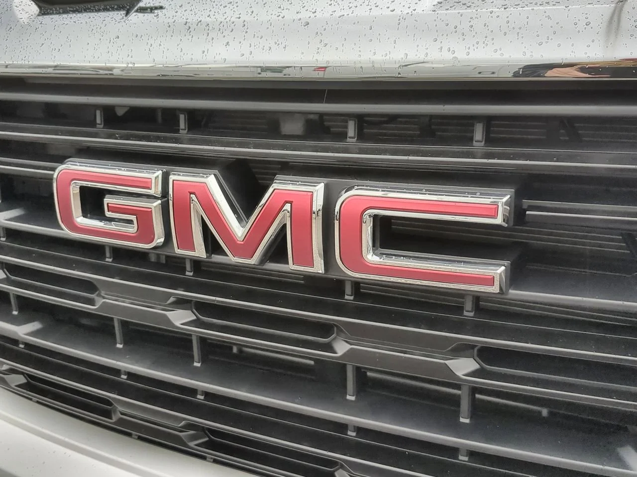 New 2026 Summit White GMC Pro image 29