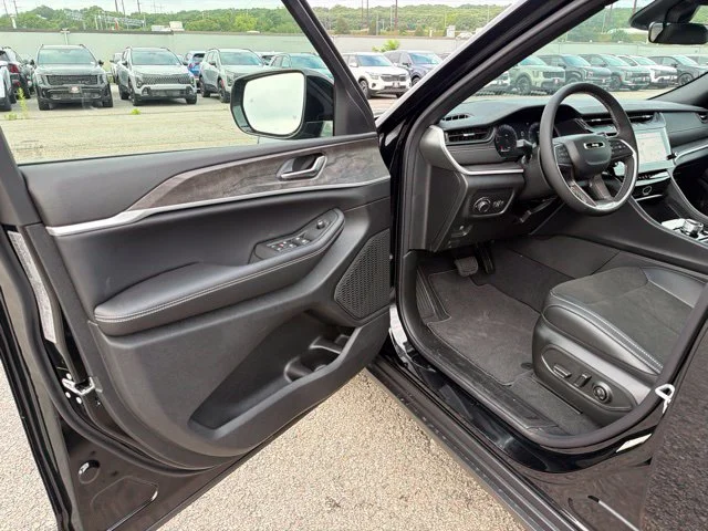 New 2026 Black Jeep Altitude image 11
