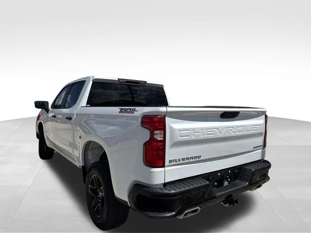 Used 2025 White Chevrolet Custom Trail Boss image 12