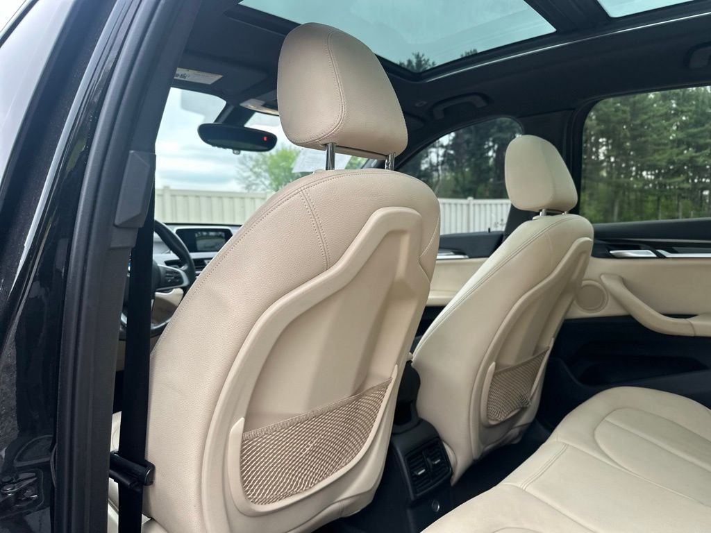 Used 2018 Black Sapphire Metallic BMW xDrive28i image 23