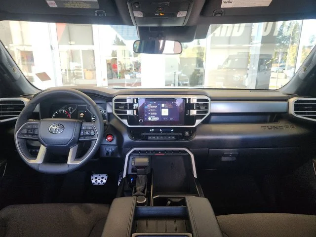Certified Used 2025  Toyota SR5 image 19