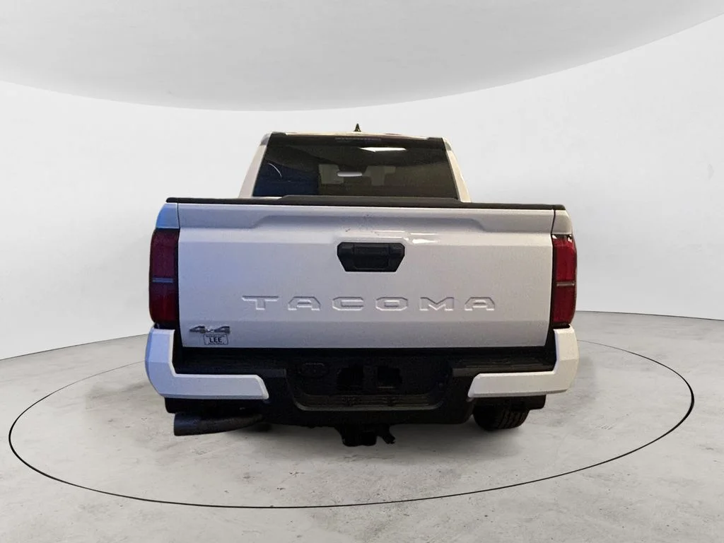 New 2026 Ice Cap Toyota SR5 image 4