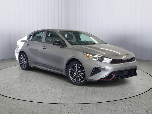 2024 Kia Forte GT-Line AT's photo