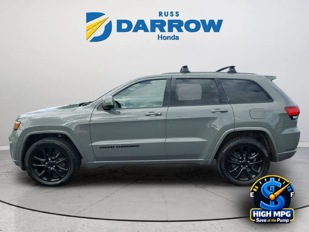 Used 2020 Gray Jeep Altitude image 2