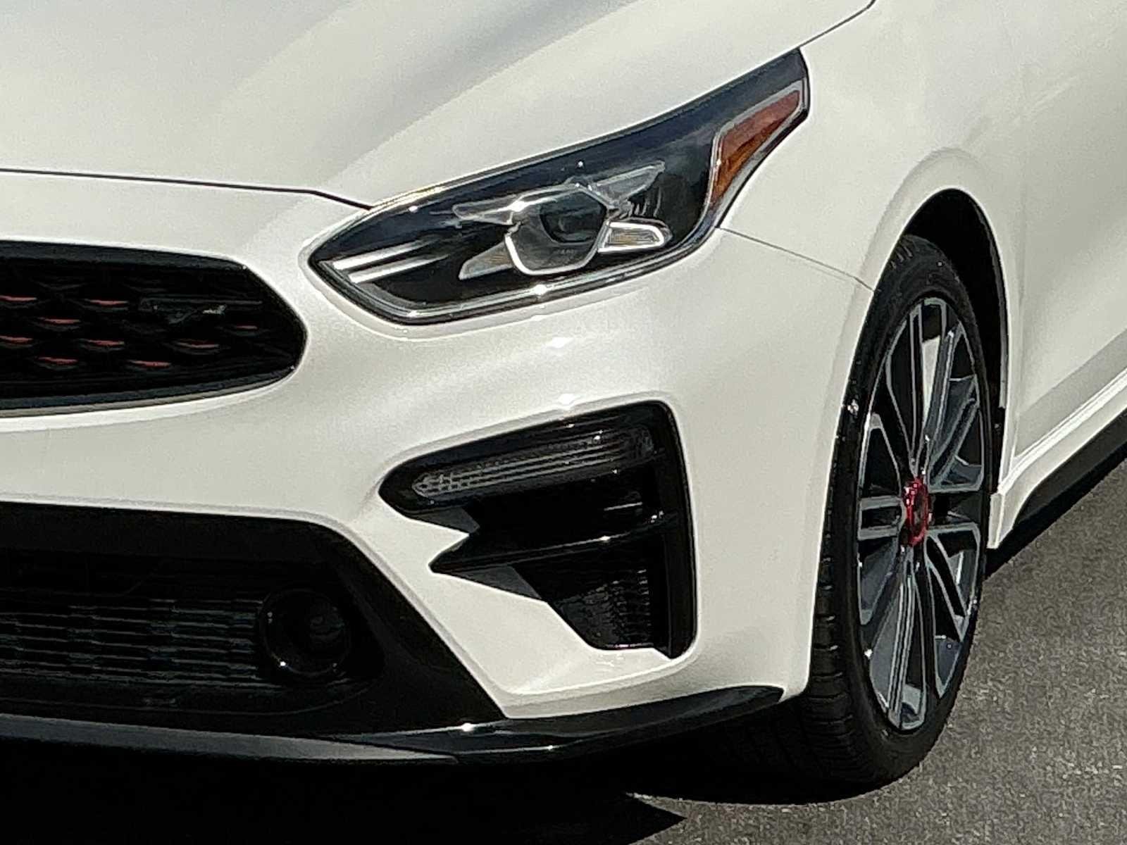 Used 2020 Snow White Pearl KIA GT image 10